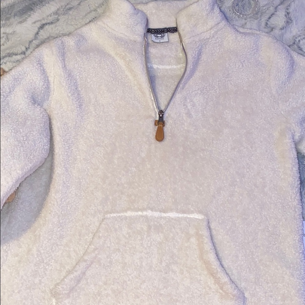 Katydid pullover adult small